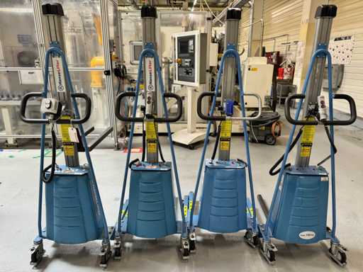 HANSELIFTER E-MES150-15 4 Élévateur de matériaux / plate-forme