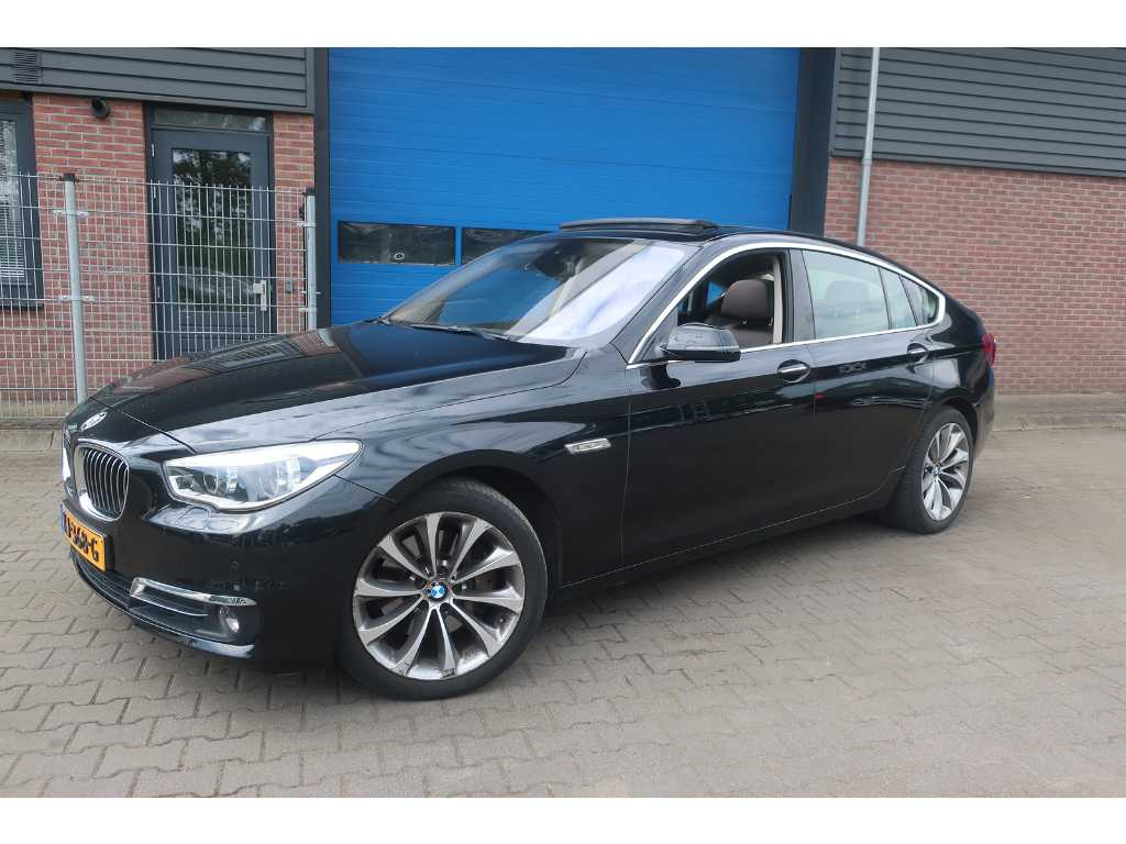 BMW Serie 5 Gran Turismo 530xd High Executive, KJ-368-G