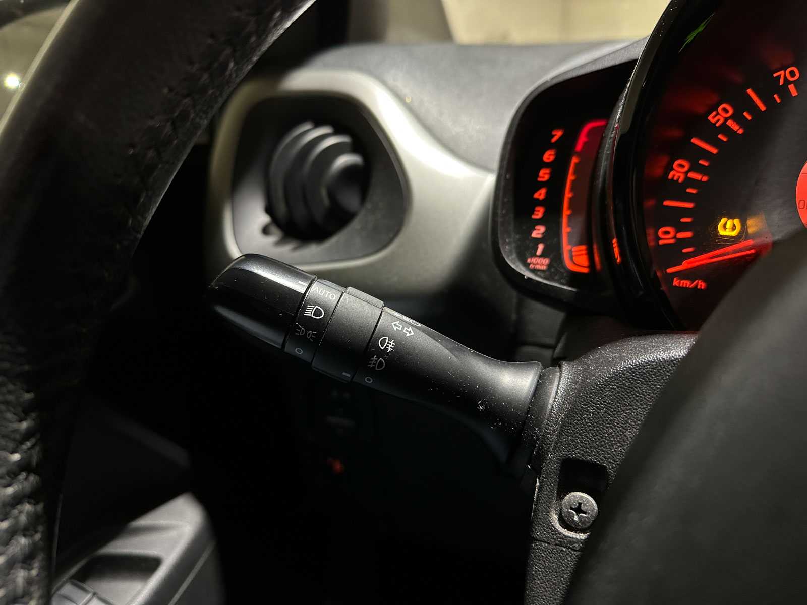 Peugeot 108 1.2 Puretech Allure 82pk 2015, PP-318-L