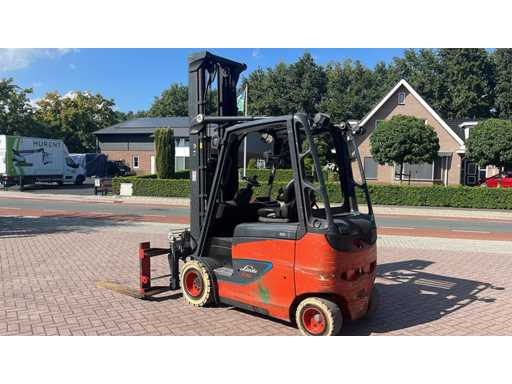 Linde - 2019 - E30H - Chariot élévateur