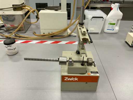 Duromètre Zwick 7507