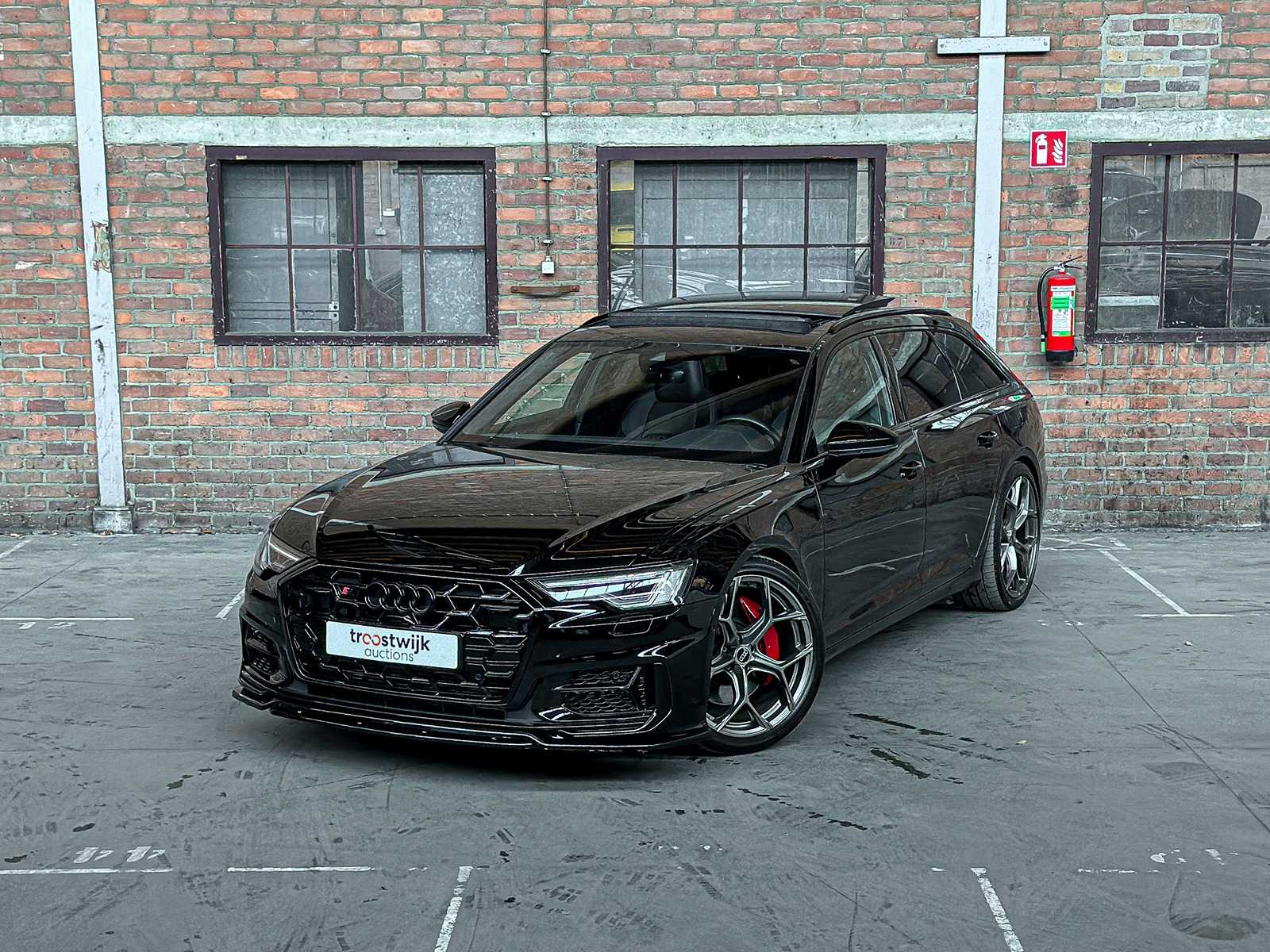 Audi A6 Avant 55 TFSI e Quattro Pro Line S Competition 367pk 2023 (Plug-In Hybrid), HLJ-85-T