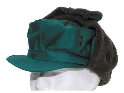 Österr. BH Wintermütze, grün, neuwertig (R15) (28x)