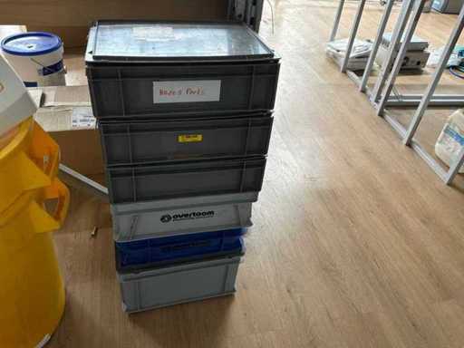 Cage en plastique (6x)