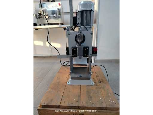MECAL - P107 - Crimping machine