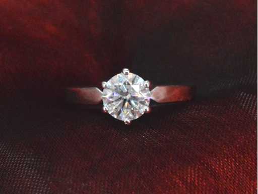 Gassan - White gold solitaire ring with 1.20 brilliant cut diamond