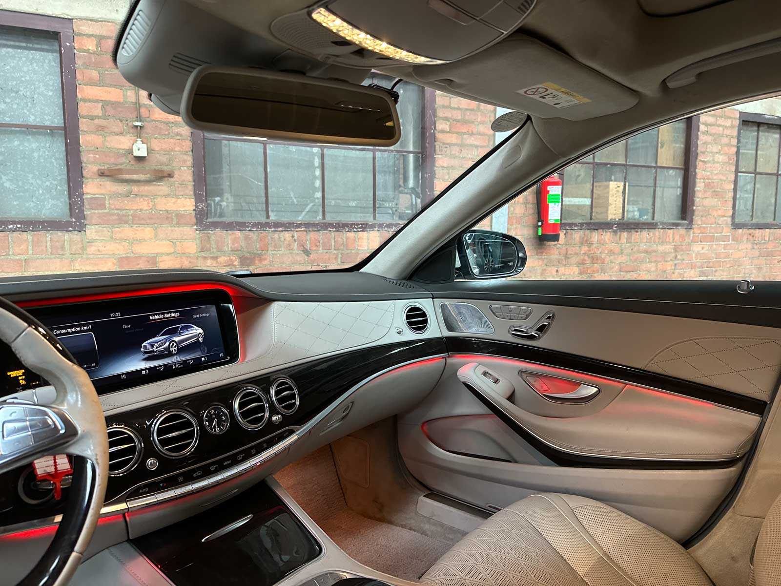 Mercedes-Benz S600 Long AMG 6.0 V12 530hp 2015 S-Class