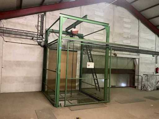 Élévateur de marchandises avec treuil à chaîne HITACHI