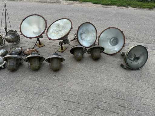 Lot de l?mpi industriale