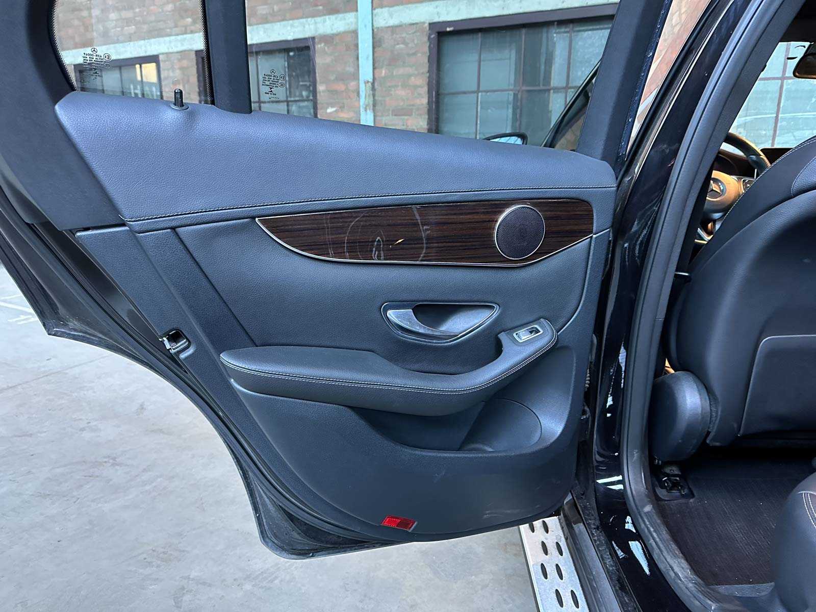 Mercedes-Benz GLC220 d 4Matic Edition 1 AMG 170pk 2016 GLC-klasse, RX-422-X