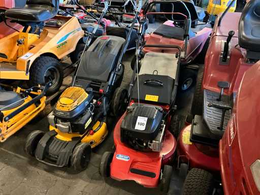 Ma?ina de tuns iarba Stiga & Sandri