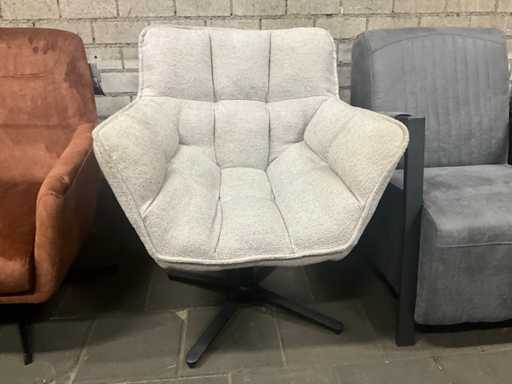 Label 51 Drehsessel