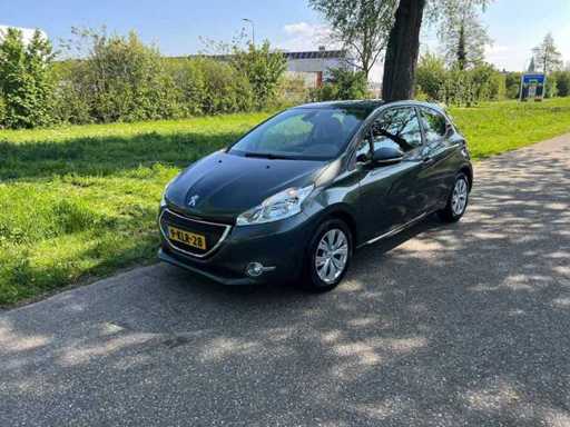 Peugeot 208 - 1.2 VTi Envy , 9-KLR-28