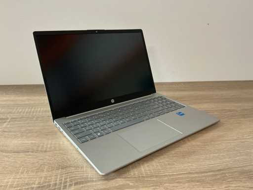 Laptop - HP - HP Laptop 15-fd0955nd
