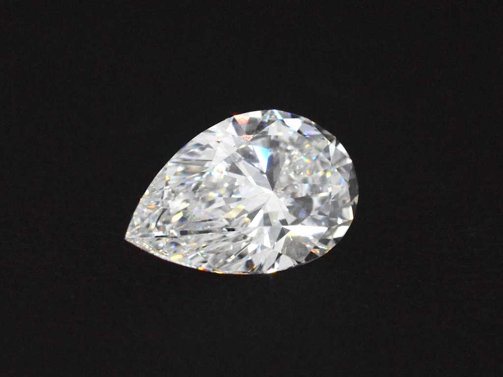 Diamant - 0,70 Karat Diamant im Tropfenschliff (zertifiziert)