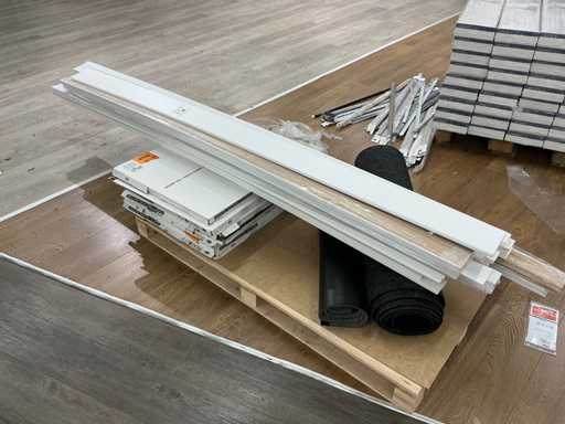 Remaining stock of floors