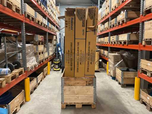 Aeroflex Lot EPDM pipe insulation, 8 boxes