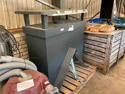 Metalen schoorsteenkap