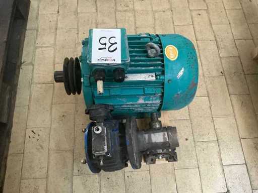 Machinery, spare parts and warehouse stocks