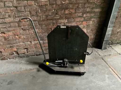 Mulinetă de bandă din oțel + dispozitiv de prindere