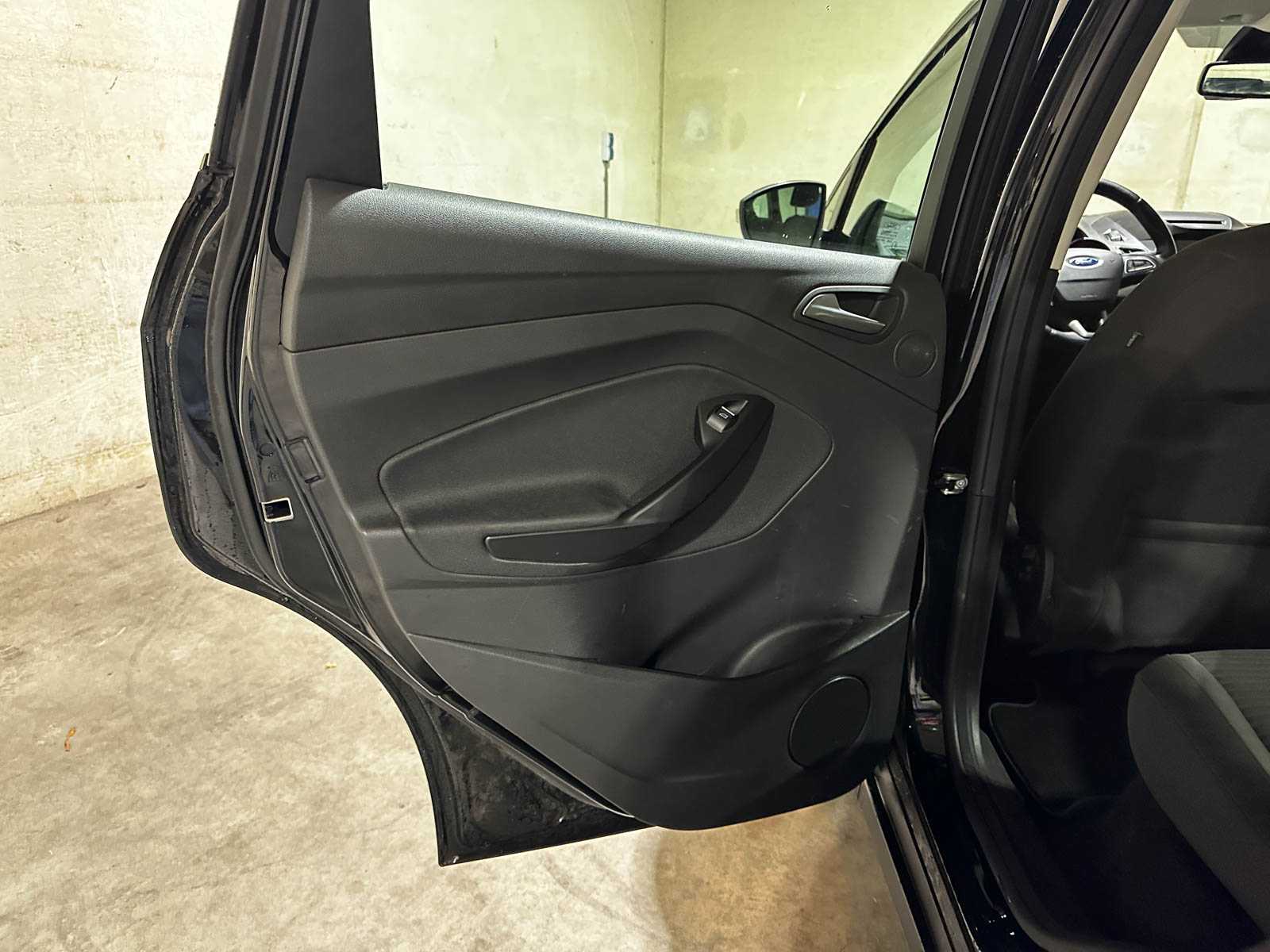 Ford C-Max 1.0 Titanium 125 PS 2018 (Original-NL), RX-873-X