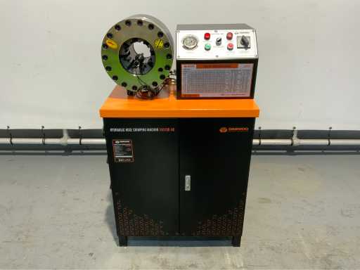 Daewoo - DA5100-HC - Presă hidraulică pentru furtunuri