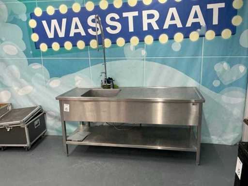 Lavandino in acciaio inox con caldaia