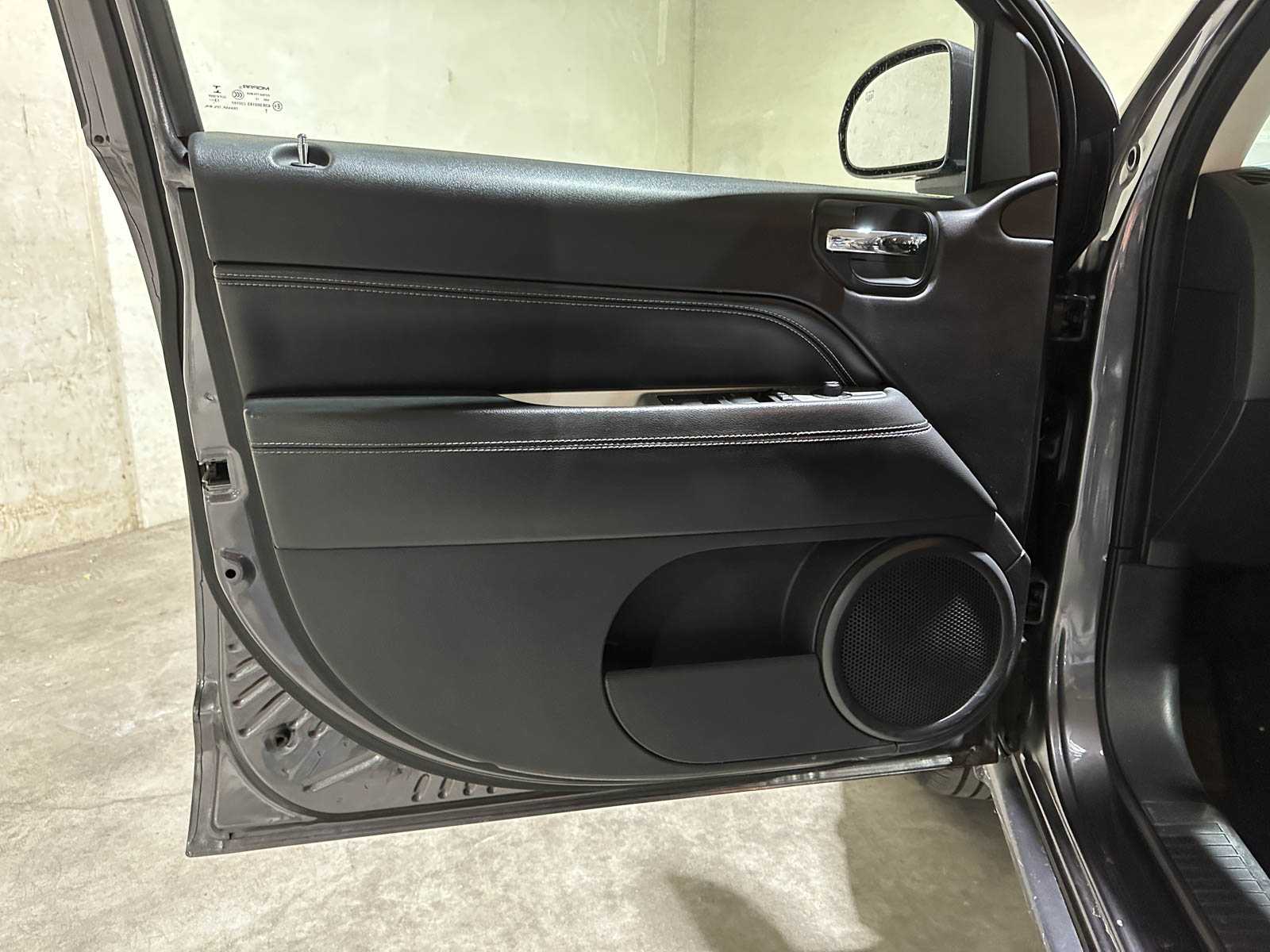 Jeep Compass 2.0 North Business Edition 156pk 2014 (Origineel-NL+1e eigenaar), 2-XKN-14