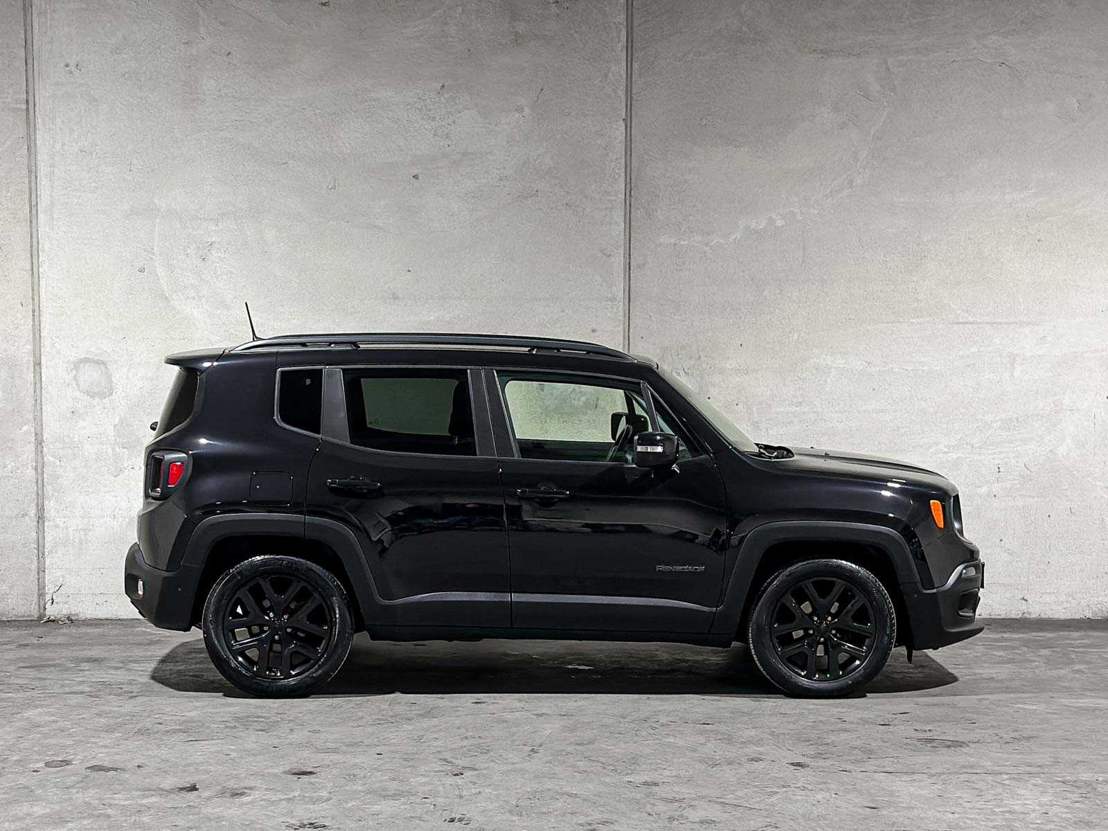 Jeep Renegade 1.4 MultiAir Night Eagle II Lmtd DDCT 140pk 2018 (Origineel-NL + 1e eigenaar), XD-557-D