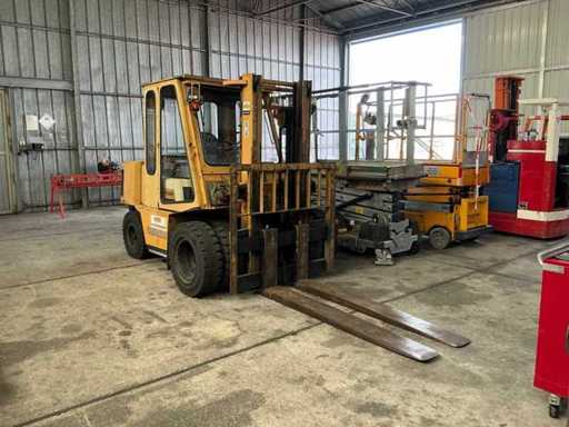 1985 Komatsu ED402-4 Vorkheftruck