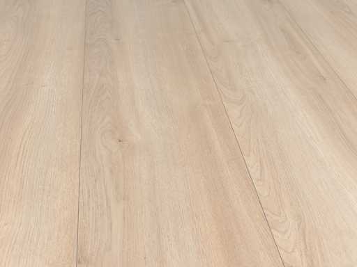 110 m2 Laminate plank - 1383 x 244 x 8 mm