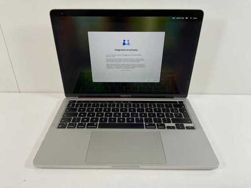 Apple MacBook Pro 13.3", Apple M1, 16GB RAM, 500GB NVMe Laptop