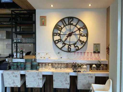 Partij Servies en Decoratie