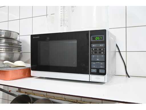 Sharp R242-INW Microwave