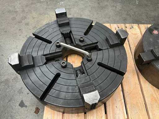 4 Claw Chuck