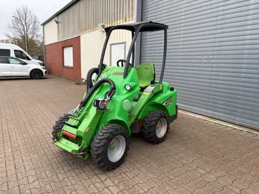 Avant 420 Buckets 2013