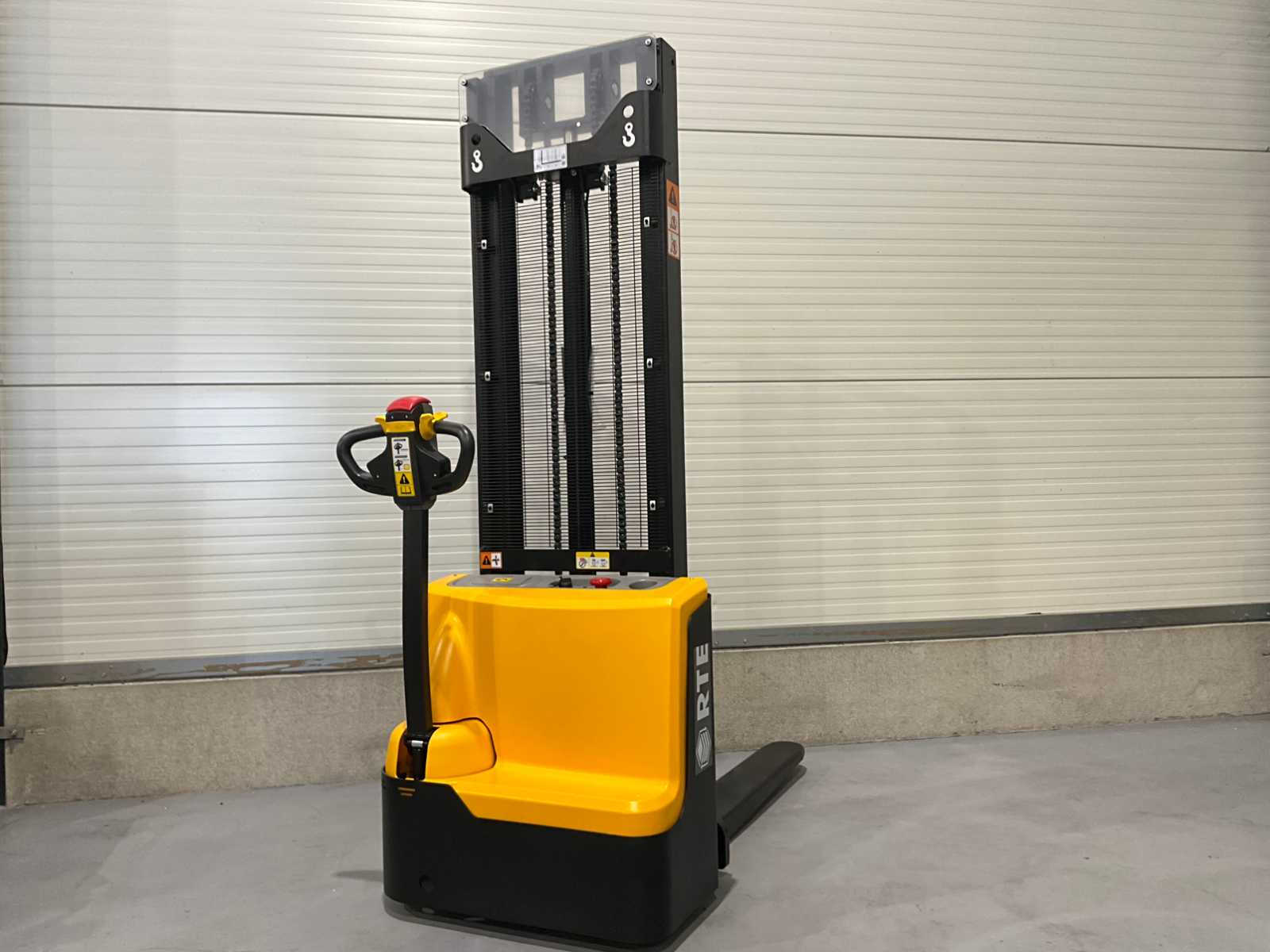 2026 RTE WS15H 3.5 meter Stacker