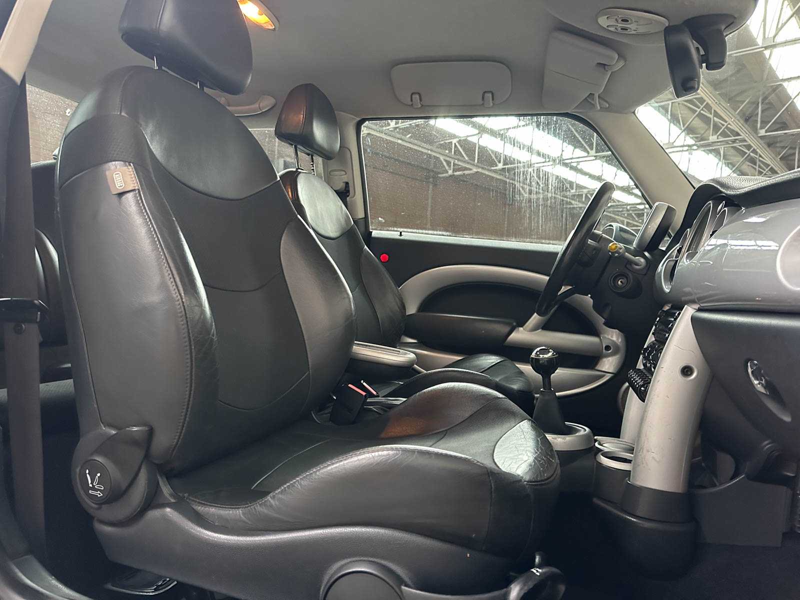 Mini Cooper Chile 1,6 114 PS 2005, 56-RF-NK