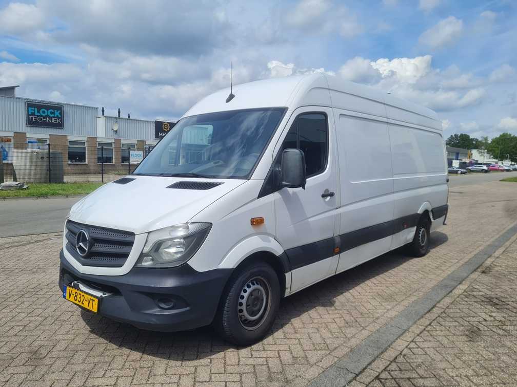Mercedes-Benz – Sprinter – 416 2.2 CDI 432 HD – V-832-VT