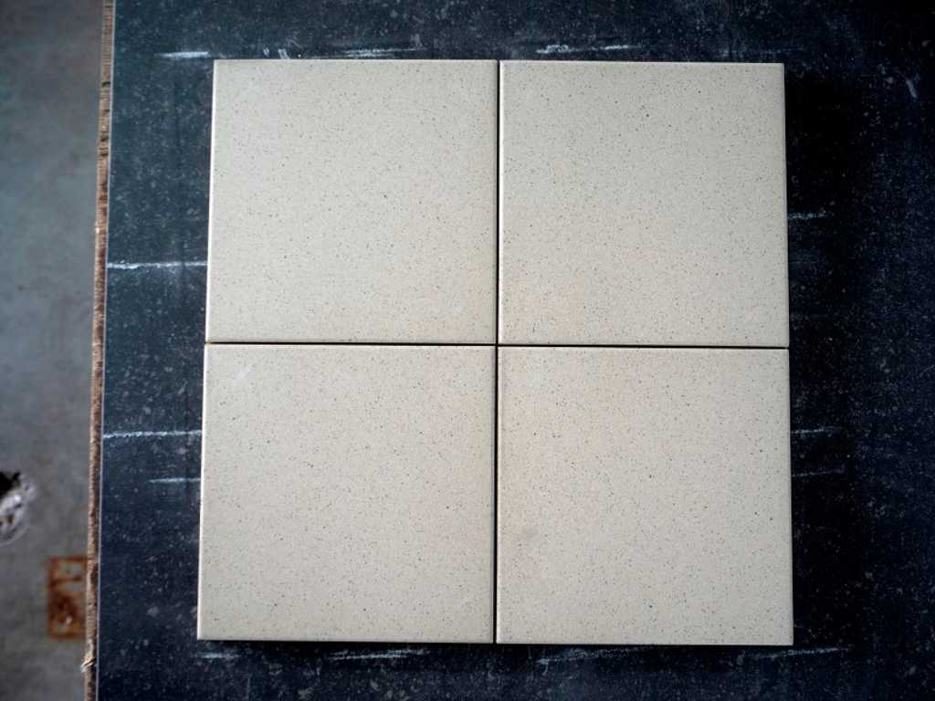 Ceramic tiles 20m²