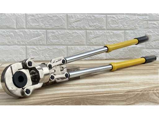 Żółte mechaniczne narzędzie zaciskające