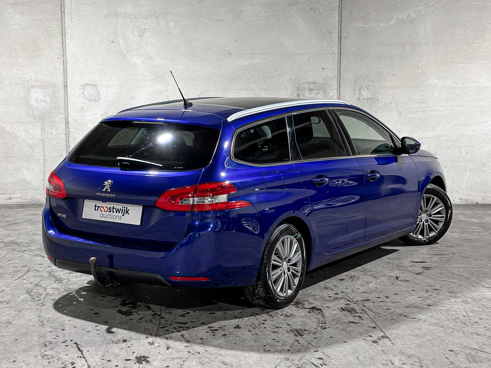 Peugeot 308 SW 1.2 PureTech Blue Lease Premium 5D 131pk 2020 (Origineel-NL), H-199-PD