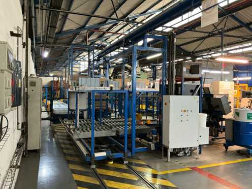 Sistema automatizado de transporte de componentes montado en raíles