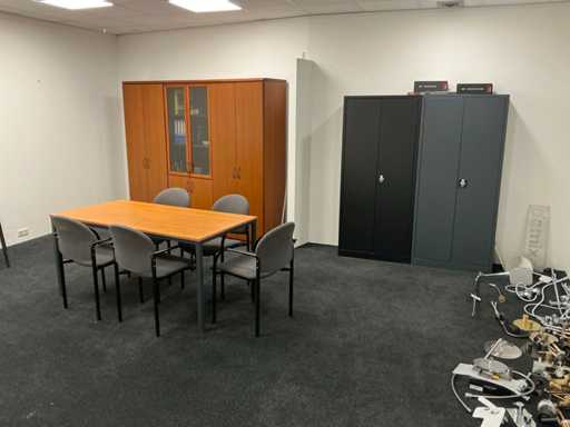 Content office space