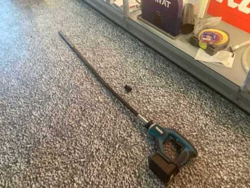 Makita dvr450 Ago Vibrante