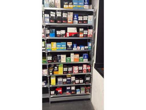 86 filtres de carburant de différentes marques