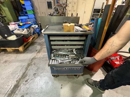   Gedore Werkstattwagen „Adjutant“ mit Werkzeuginhalt