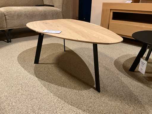 D?bowy stolik kawowy