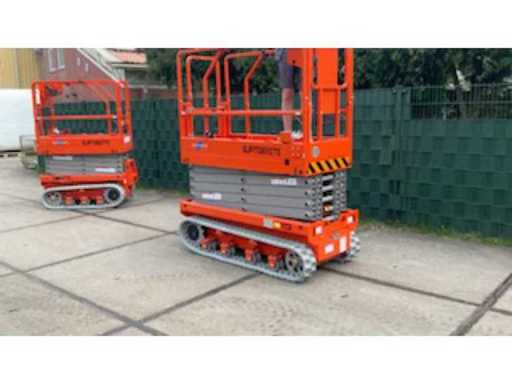 03850e1b-331f-4cae-a57c-45e77314ea3d.mp4