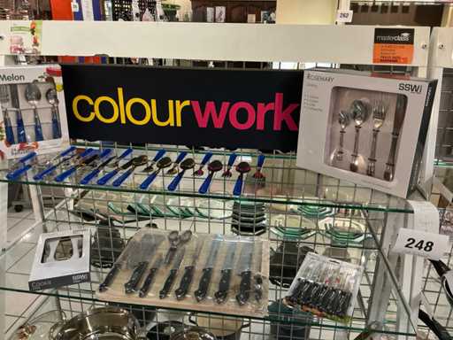 2 x 24 delig bestekset, professionele koksmessen met snijplank,steakmessen, taartset...